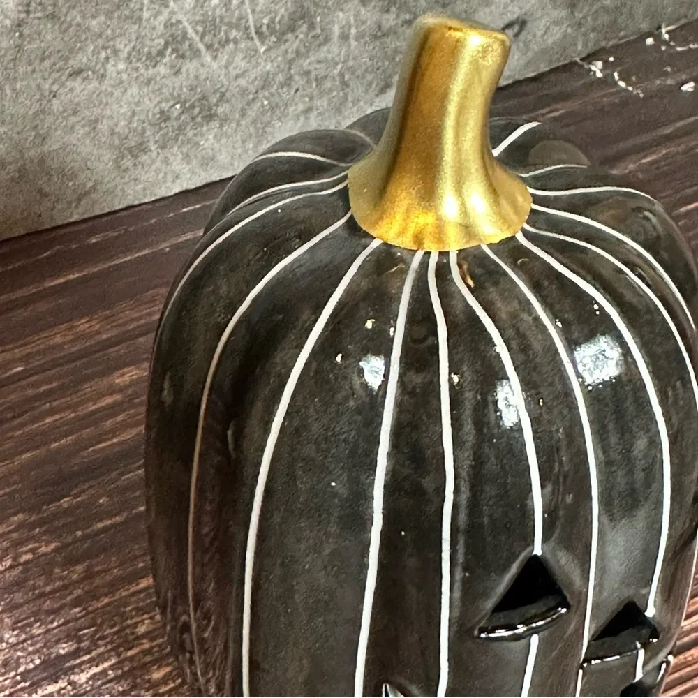 Set of 3 Target Bullseye Halloween 2022 Ceramic LED Light Up Pumpkins